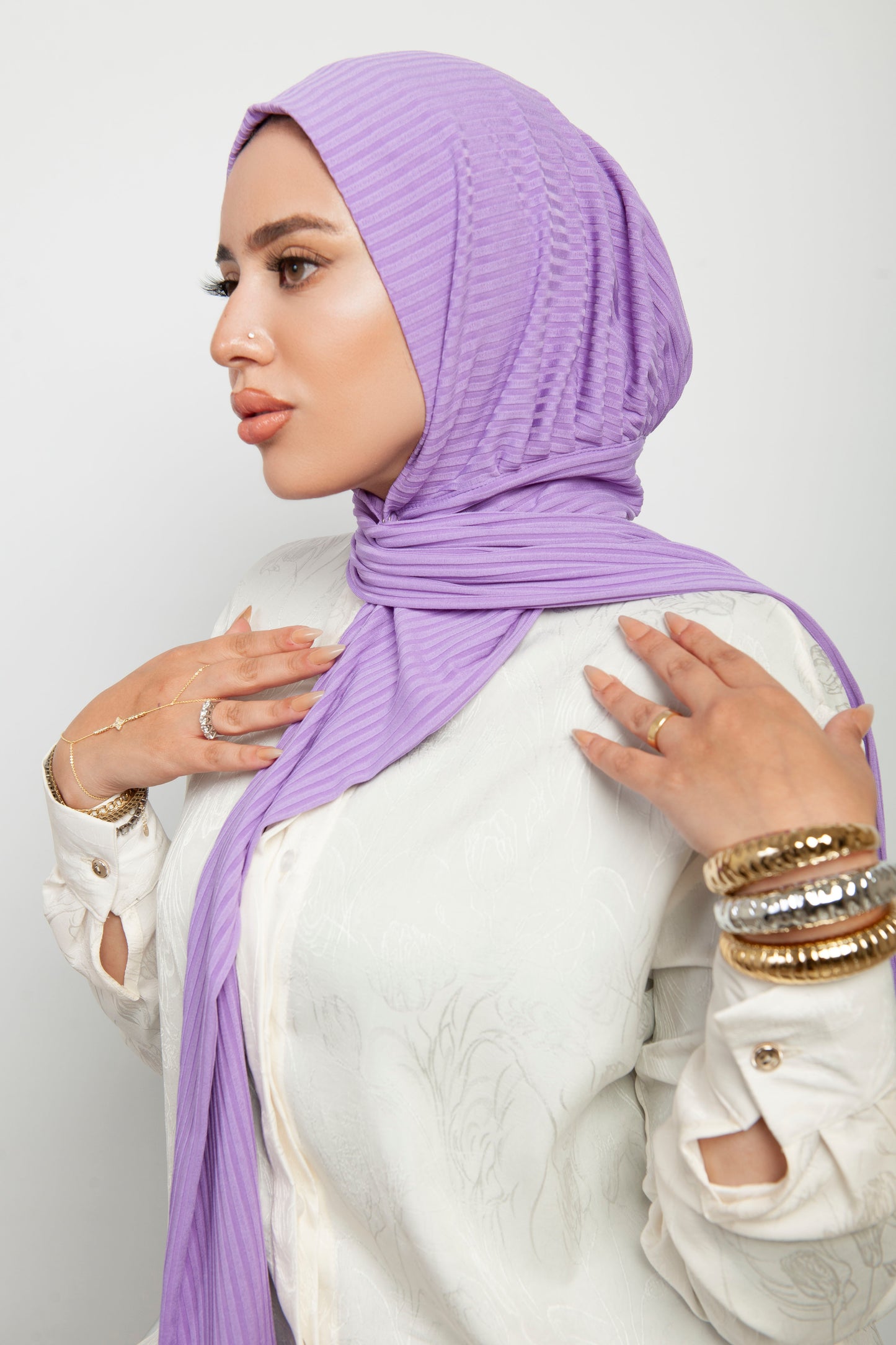 حجاب ريب مضلع مع دبوس – لون لافندر
