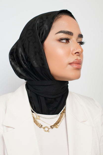 حجاب طباقية – أسود ساتان